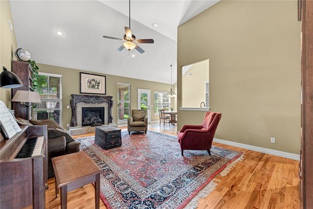 6403 S 36th Street, Rogers, AR 72758