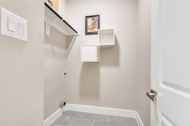 1210 Morrell Avenue, Dallas, TX 75203