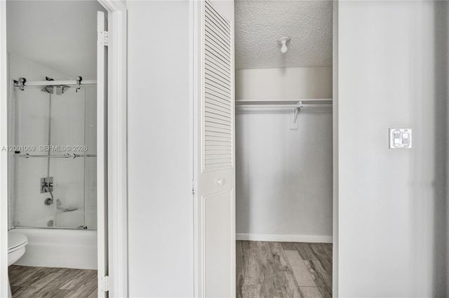 251 174th 1607, Sunny Isles Beach, FL 33160