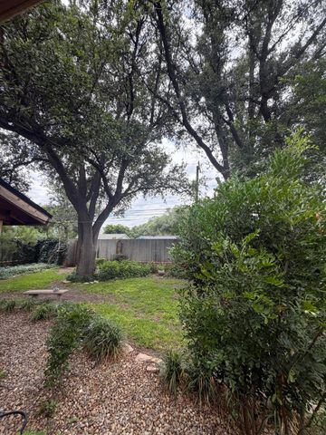 2704 W Twohig Avenue, San Angelo, TX 76901