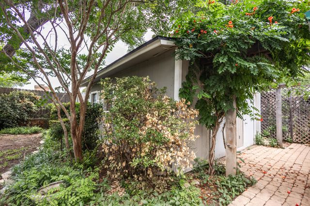 2704 W Twohig Avenue, San Angelo, TX 76901