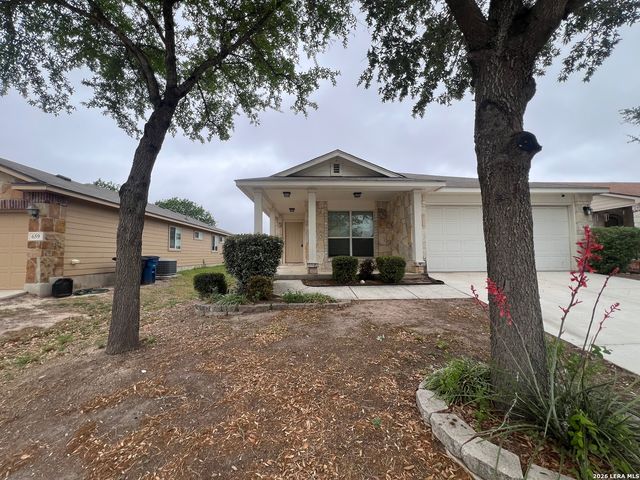 663 Tom Kemp Dr, New Braunfels, TX 78130