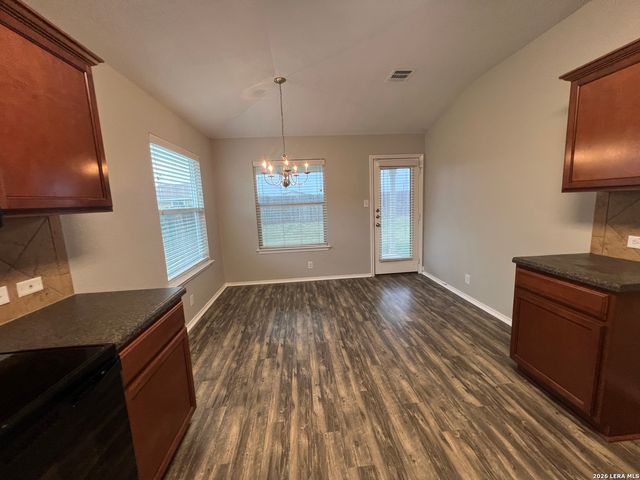 663 Tom Kemp Dr, New Braunfels, TX 78130