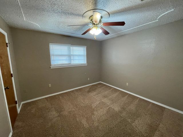 4822 73rd Street, Lubbock, TX 79424