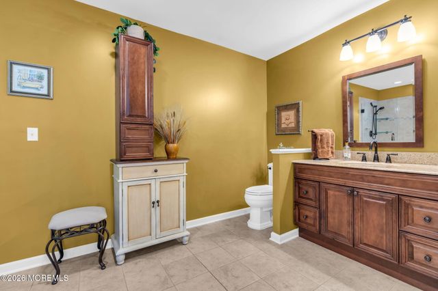 2 York Circle, Jackson, NJ 08527