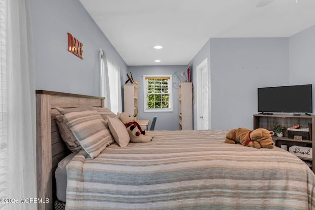 2 York Circle, Jackson, NJ 08527