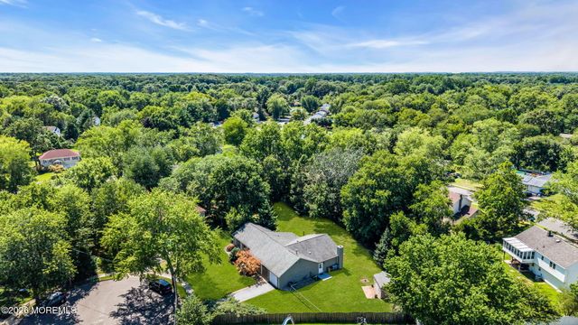 2 York Circle, Jackson, NJ 08527