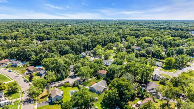2 York Circle, Jackson, NJ 08527
