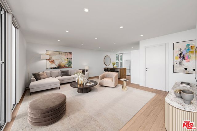 3625 Fredonia Drive 2, Los Angeles, CA 90068