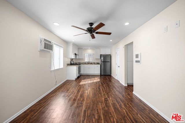 432 N Harvard Boulevard, Los Angeles, CA 90004