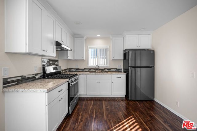 432 N Harvard Boulevard, Los Angeles, CA 90004