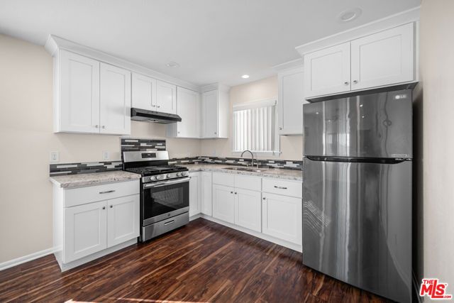 432 N Harvard Boulevard, Los Angeles, CA 90004