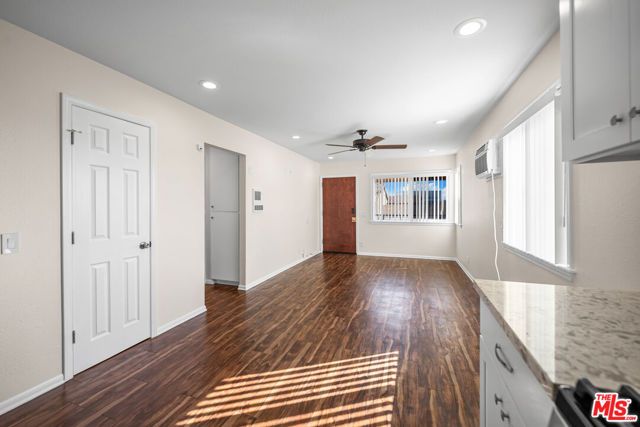 432 N Harvard Boulevard, Los Angeles, CA 90004