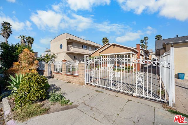 432 N Harvard Boulevard, Los Angeles, CA 90004