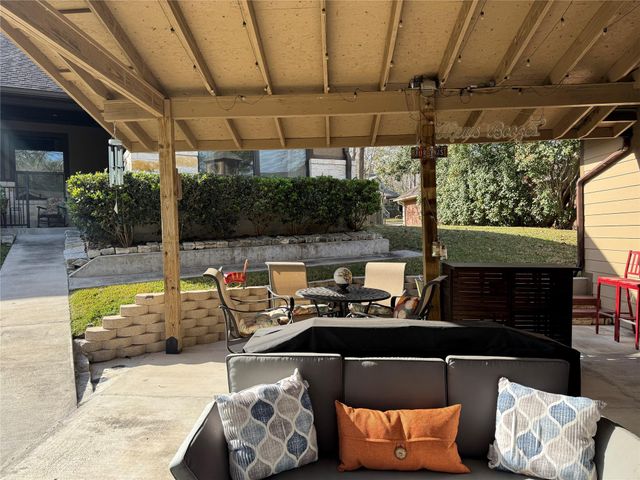 200 Harbor Run Drive, Coldspring, TX 77331