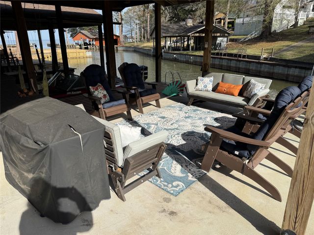 200 Harbor Run Drive, Coldspring, TX 77331