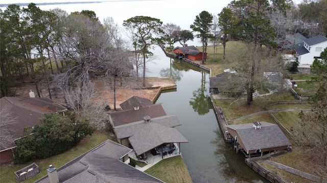 200 Harbor Run Drive, Coldspring, TX 77331