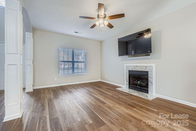 3538 Joel Turner Drive, Charlotte, NC 28216