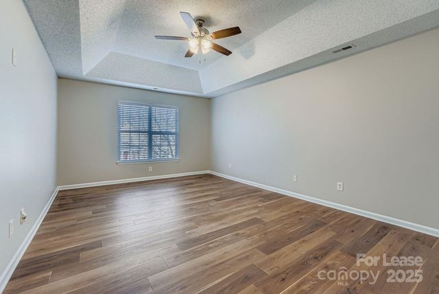 3538 Joel Turner Drive, Charlotte, NC 28216