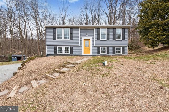 325 JENNIFER DR, Coatesville, PA 19320