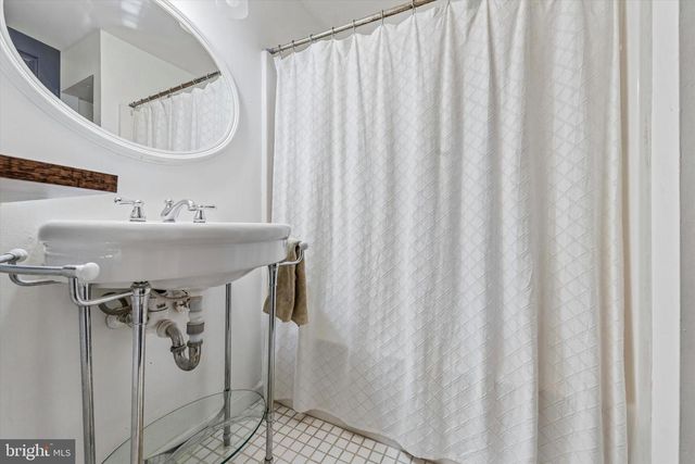 325 JENNIFER DR, Coatesville, PA 19320