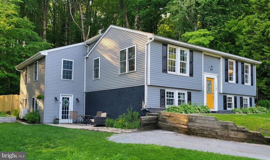 325 JENNIFER DR, Coatesville, PA 19320