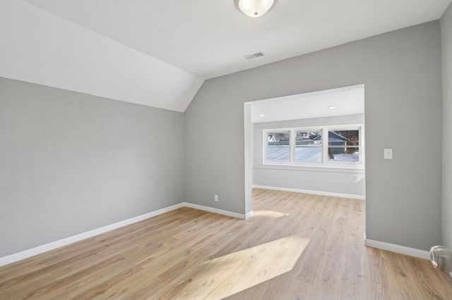 120 4th Avenue E, Shakopee, MN 55379