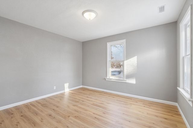 120 4th Avenue E, Shakopee, MN 55379