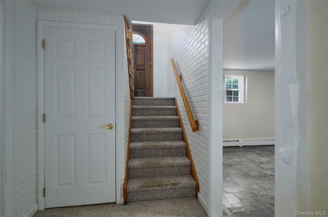 43 Sunset Terrace, Highland Mills, NY 10930