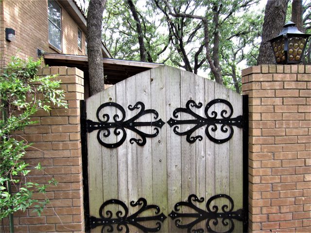 1815 Greenwood Drive, Denton, TX 76209
