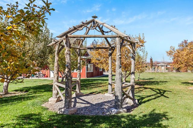 390 N 100 W, Monroe, UT 84754