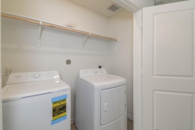 355 Bush Meadow Lane, Magnolia, TX 77354