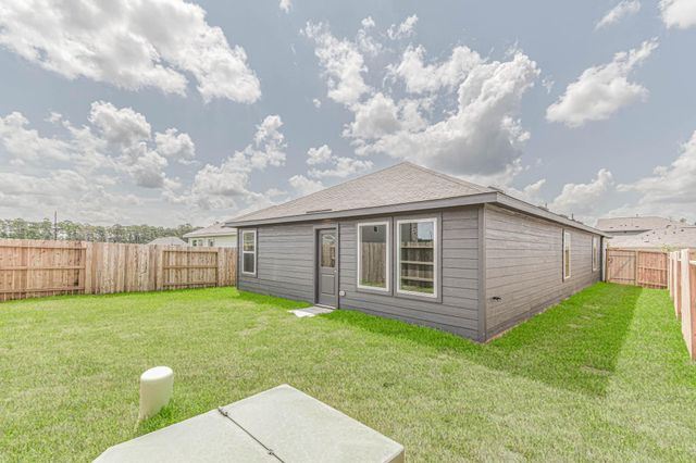 355 Bush Meadow Lane, Magnolia, TX 77354