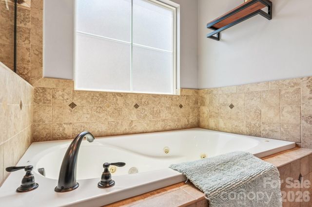 2032 Eaton Road, Charlotte, NC 28205