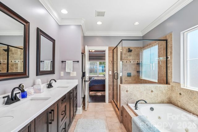 2032 Eaton Road, Charlotte, NC 28205