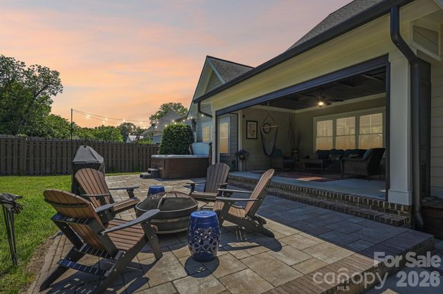 2032 Eaton Road, Charlotte, NC 28205
