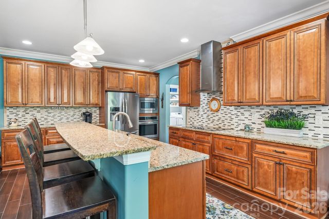 2032 Eaton Road, Charlotte, NC 28205