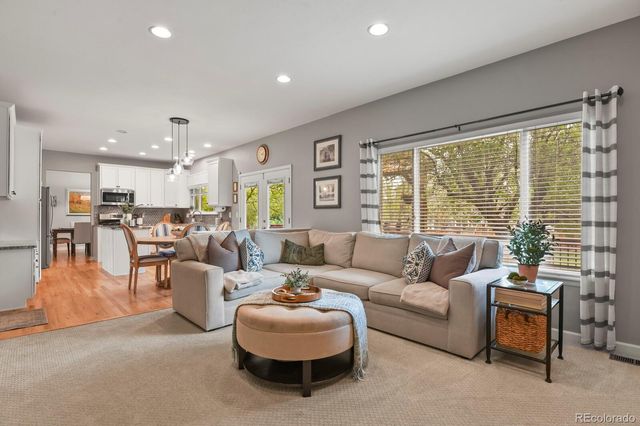 8980 Miners Drive, Highlands Ranch, CO 80126