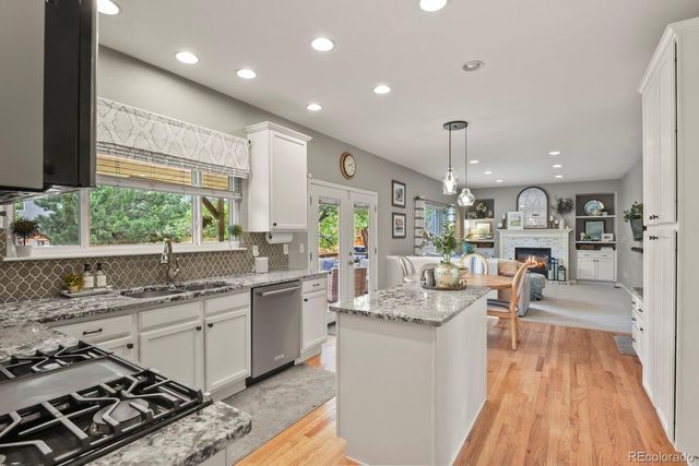 8980 Miners Drive, Highlands Ranch, CO 80126