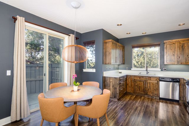2341 NW Debron Lane, Bend, OR 97703