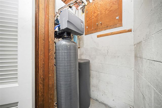 6380 Wellesley Terrace, Village Of Clarkston, MI 48346