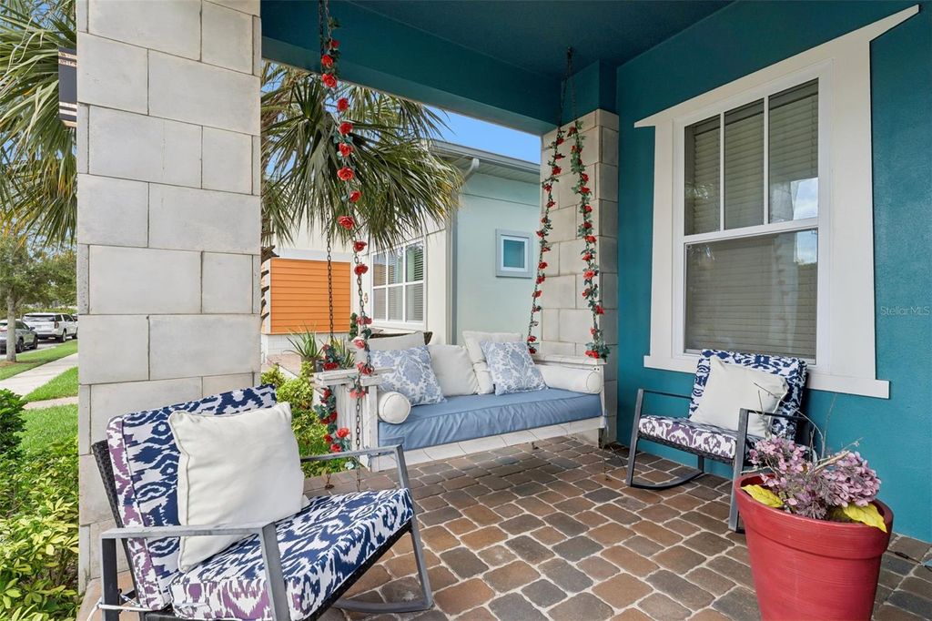 Image 4 of property listing at 8033 NEMOURS PARKWAY, Orlando, FL 32827