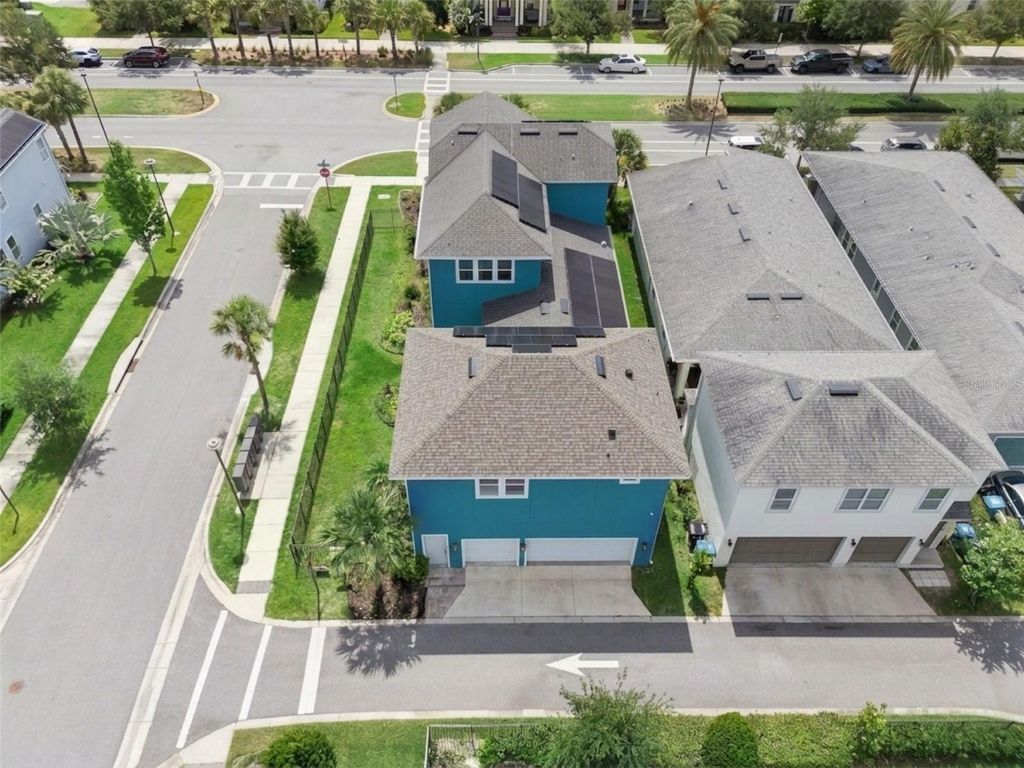 Image 39 of property listing at 8033 NEMOURS PARKWAY, Orlando, FL 32827