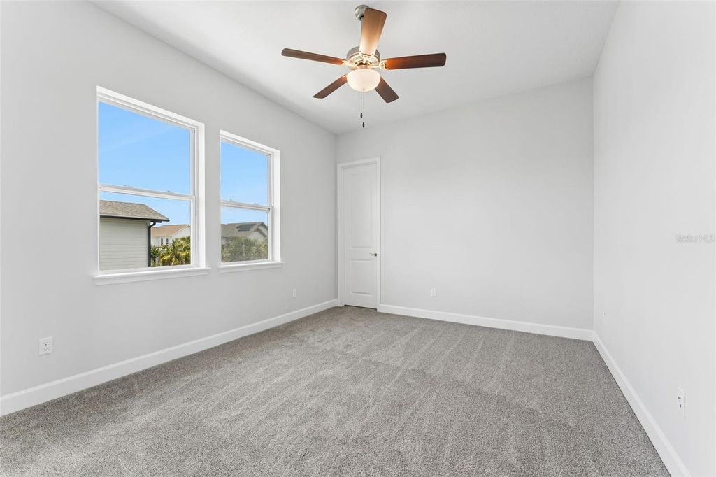 Image 46 of property listing at 8033 NEMOURS PARKWAY, Orlando, FL 32827