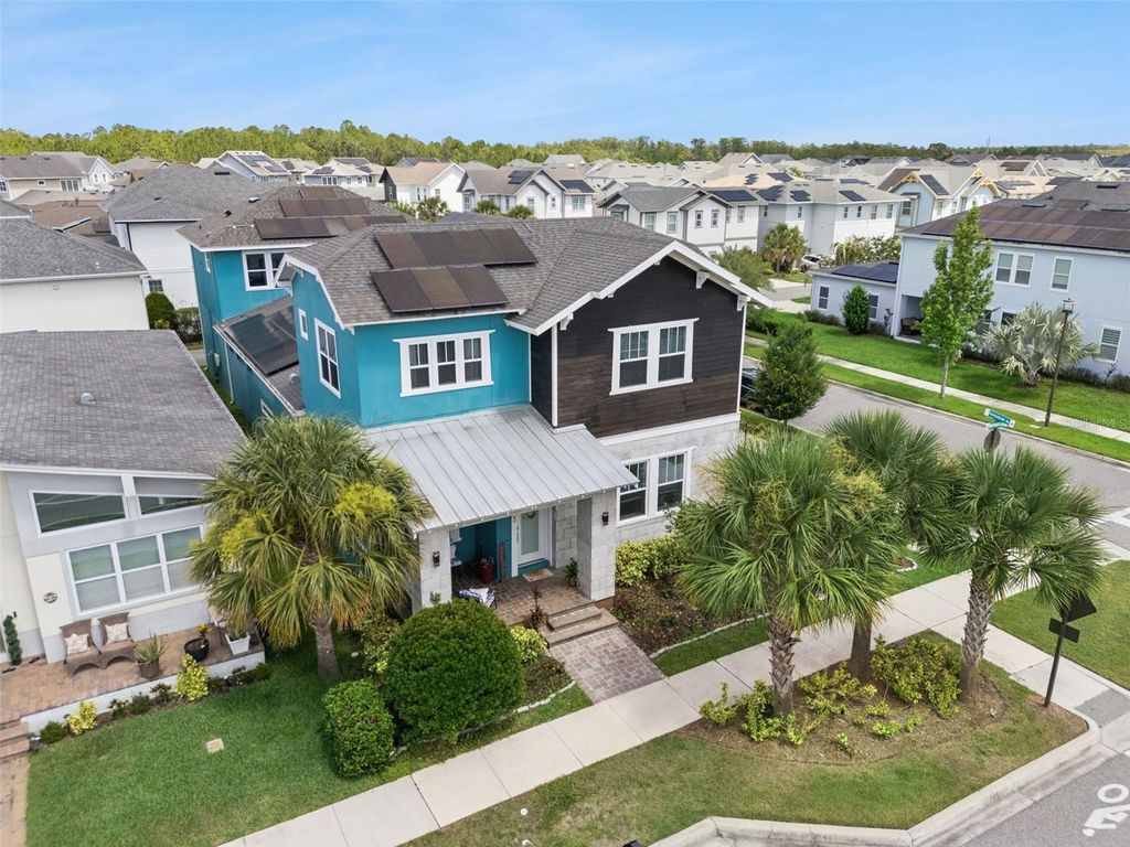 Image 49 of property listing at 8033 NEMOURS PARKWAY, Orlando, FL 32827