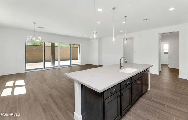 3727 E FAWN Drive, Phoenix, AZ 85042