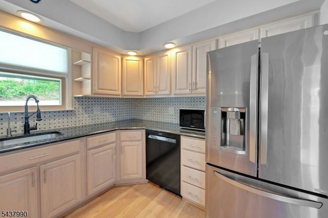 451 Chestnut St, Nutley Twp., NJ 07110