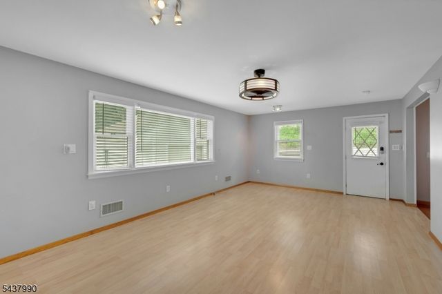 451 Chestnut St, Nutley Twp., NJ 07110