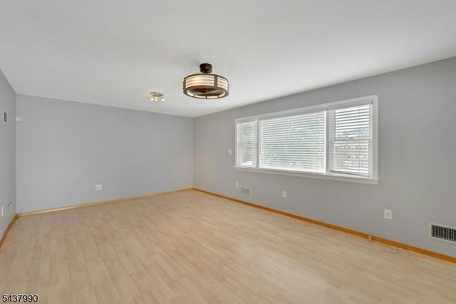 451 Chestnut St, Nutley Twp., NJ 07110