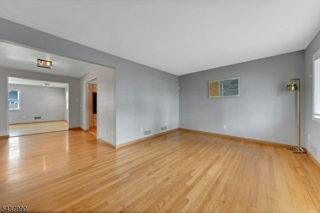 451 Chestnut St, Nutley Twp., NJ 07110